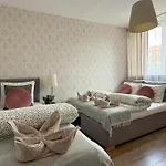 Szewska, Harlem 아파트 *